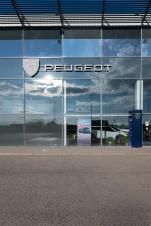 Peugeot M5 Center photo 2
