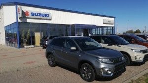 Jansik Autóház Kft. Cegléd Suzuki Márkakereskedés photo 1