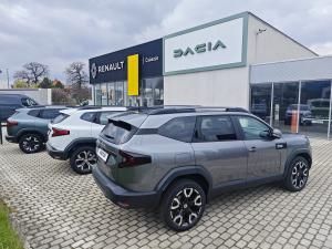 Renault és Dacia Császár Tatabánya photo 2