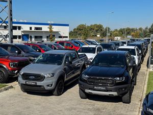 AUTOPOINT BUDAPEST 4x4 photo 2