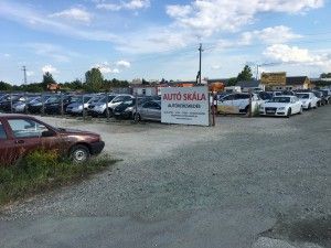 Autó Skála Autókereskedés photo 1