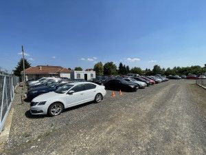 Bagder-Car photo 1