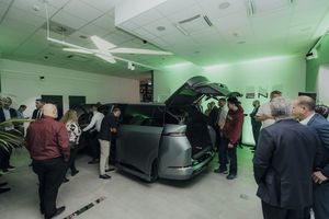 Xpeng AutoWallis photo 2