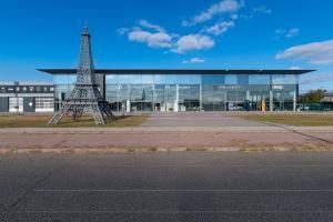 Citroen M5 Center photo 2