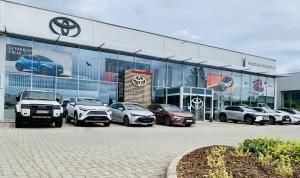 Toyota Autóház Veszprém photo 1