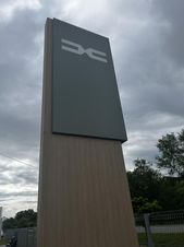 Kristóf Autóház Kft - Renault Csorna photo 2