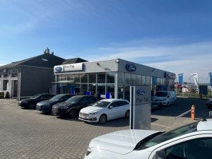 CarNet For-Top - Ford; Győr photo 2